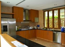 Holland Road (D10), Detached #554422691